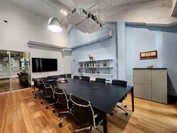 Capital Square (D1), Office #576973301